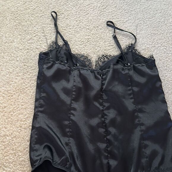 Satin and lace bodysuit, pretty little thing - Picture 4 of 4